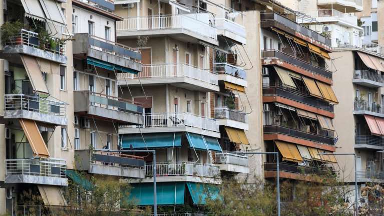 Ανησυχία για τα κτίρια &quot;μεγαθήρια&quot; από δικηγόρους, κατασκευαστές και Real Estate - Παγώνουν οικοδομικές άδειες ενόψει ΣτΕ