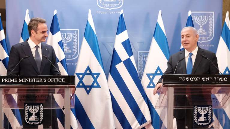 Ποιο είναι το &quot;θαυματουργό&quot; φάρμακο για τον κορονοϊό που παρουσίασε ο Νετανιάχου στον Μητσοτάκη