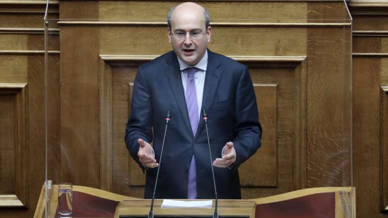 Χατζηδάκης: Εντός διμήνου η προκαταβολή της σύνταξης – Αφορά 105.000 δικαιούχους