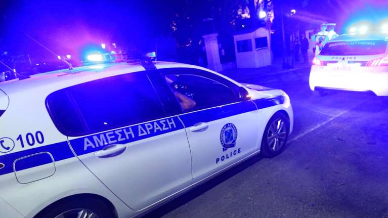 Σοκ στη Βούλα: Εφοπλιστής αυτοκτόνησε με καραμπίνα στο σπίτι του - "Συγχώρεσέ με" έγραψε στη γυναίκα του