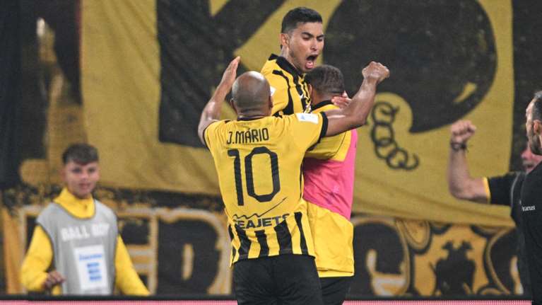 ΑΕΚ - Παναιτωλικός 1-0: Λυτρώθηκε στο 92&#39; η Ένωση από το γκολ του Πινεδα