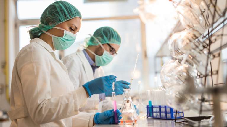 Ευλογιά των πιθήκων: Ύποπτα άλλα δύο κρούσματα σε Αθήνα και Θεσσαλονίκη μετά το πρώτο επιβεβαιωμένο