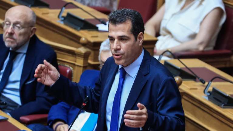 Πλεύρης: Επιστροφή ή φυλακή για όσους δεν δικαιούνται άσυλο - Η χώρα παύει πλέον να είναι φάρος παράνομης μετανάστευσης