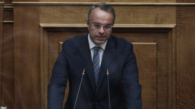 Ρυθμίσεις οφειλών και παροχή δεύτερης ευκαιρίας: Δύο τροπολογίες καταθέτει ο Σταϊκούρας