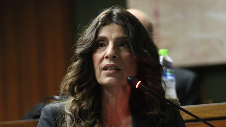 Τσαπανίδου για Τέμπη: Ασέβεια προς τις οικογένειες των θυμάτων το επιχείρημα ότι για όλα φταίνε οι άλλοι και όχι η κυβέρνηση