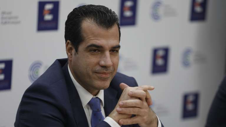 Επιμένει ο Πλεύρης για Δούκα: Δεν ανακάλεσε την ύβρη &quot;μπάτσος&quot;- Ανακαλύπτει δήθεν μοντάζ… Ντροπή