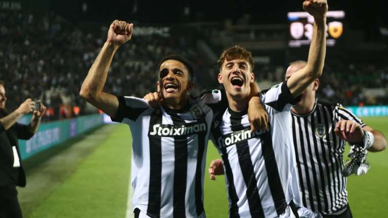 ΠΑΟΚ - ΑΕΚ 3-2: Nίκησε την Ένωση και έβαλε φωτιά στο πρωτάθλημα