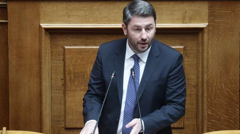 Ανδρουλάκης για τον θάνατο των δύο πιλότων: Τους αποχαιρετούμε με ευγνωμοσύνη και σεβασμό