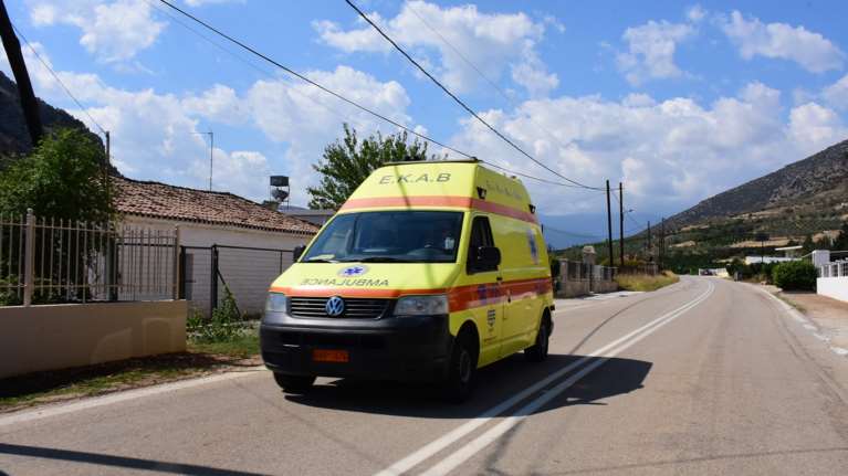 Χανιά: Ναυαγοσώστης έσωσε μωρό που πνίγηκε ενώ έτρωγε φρούτο