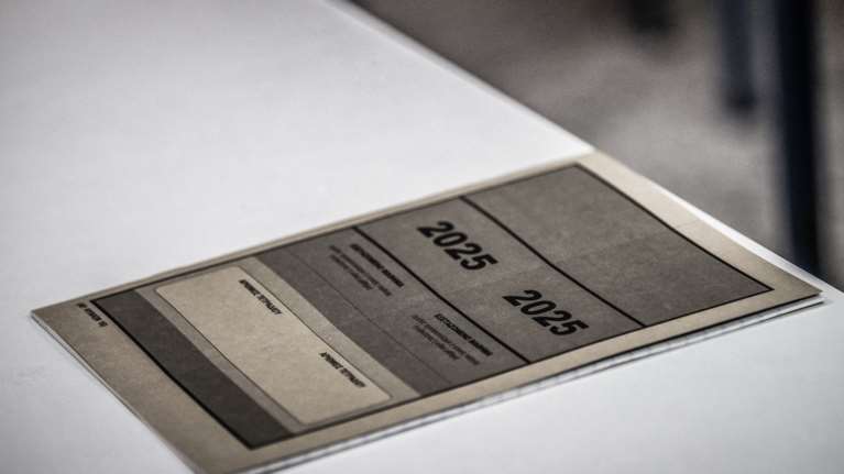 Πανελλήνιες 2025: Αρχίζουν σήμερα και για τα ΕΠΑΛ με το μάθημα των Νέων Ελληνικών