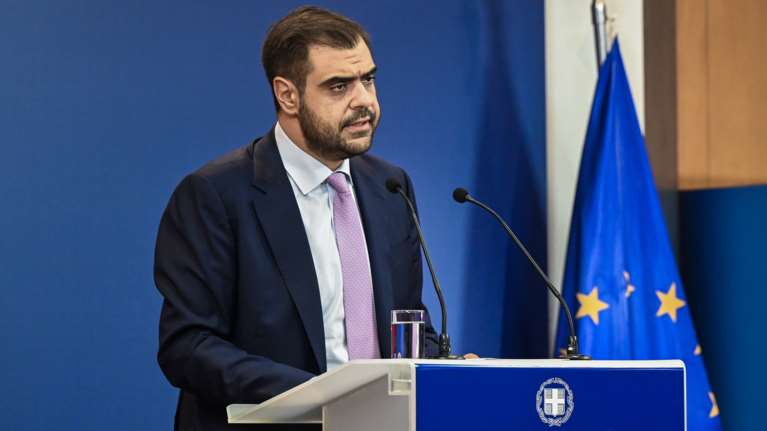 Μαρινάκης: &quot;Κανένα πολιτικό ζήτημα μεταξύ Μητσοτάκη και Δένδια - Αρέσει σε κύκλους αυτή η παραφιλολογία&quot;