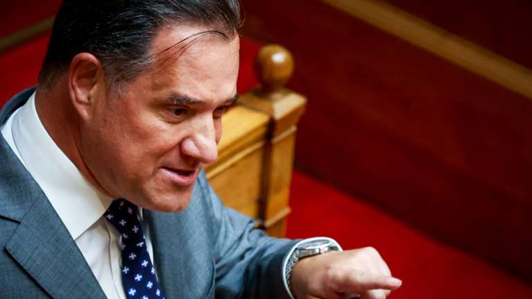 Πυρά ΣΥΡΙΖΑ σε Γεωργιάδη μετά την αιχμή για την κρατική επιχορήγηση: Απλώνει χέρι στήριξης στον Κασσελάκη