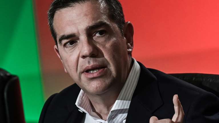 ΣΥΡΙΖΑ: Στο πρόγραμμά του υπόσχεται άδειες μητρότητας που…ισχύουν ήδη (με νόμο της Νέας Δημοκρατίας)-  Λίγη προσοχή σύντροφοι