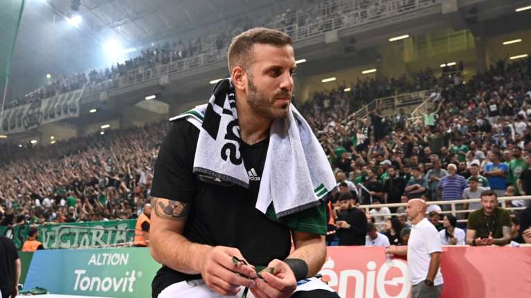 Νίκος Παππάς: Το παράπονο από τον Αντετοκούνμπο και η ατάκα για Σφακιανάκη - &quot;Όταν άνοιγε το στόμα του έλεγε μ@@@&quot; [Βίντεο]