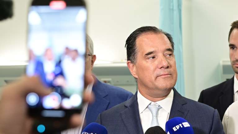 Οργισμένος ο Αδωνις για τον γιατρό με το φακελάκι στο Αργος - &quot;Είναι ντροπιαστικό, διέταξα αμέσως ΕΔΕ&quot;