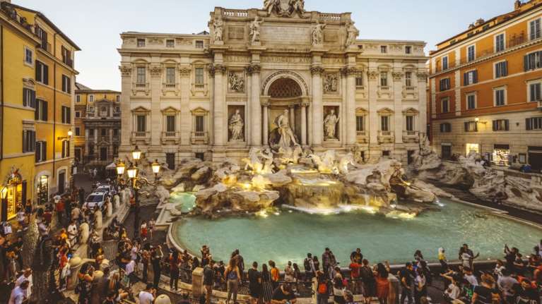Ρώμη: Οι τουρίστες από σήμερα πληρώνουν εισιτήριο 2 ευρώ για τη Φοντάνα Ντι Τρέβι - Ποιοι εξαιρούνται