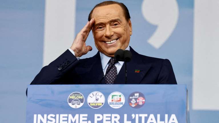 Ιταλία: Με λευχαιμία διαγνώσθηκε ο Σίλβιο Μπερλουσκόνι - Νοσηλεύεται σε ΜΕΘ