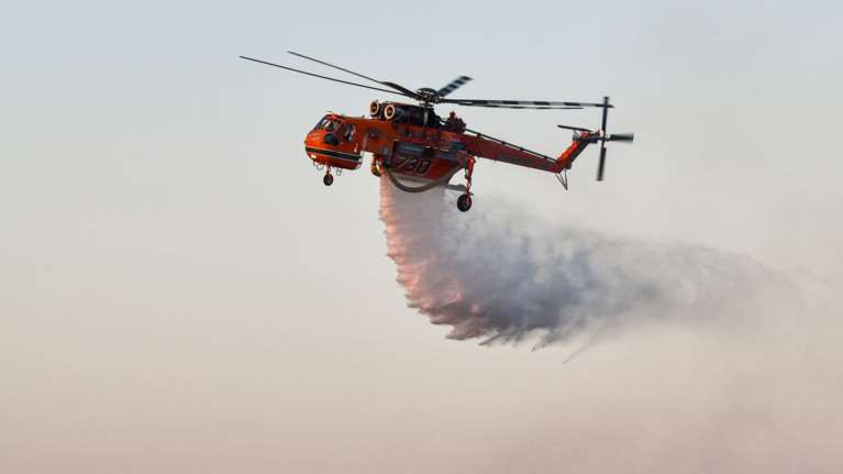 Πρέβεζα: Πυρκαγιά σε αγροτική έκταση - Κινητοποιήθηκαν επίγειες και εναέριες δυνάμεις