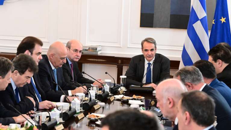 Μητσοτάκης στo πρώτο υπουργικό του 2025: Η Ελλάδα χώρα σταθερότητας σε έναν ασταθή κόσμο