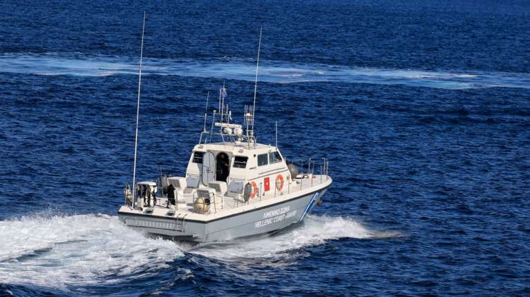 Διάσωση 52 μεταναστών ανοιχτά των Κυθήρων – Μεταφέρθηκαν στο Γύθειο