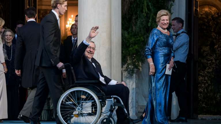 Γερμανικός Τύπος: Οι περισσότεροι Έλληνες δεν αποδέχθηκαν ποτέ τη μοναρχία