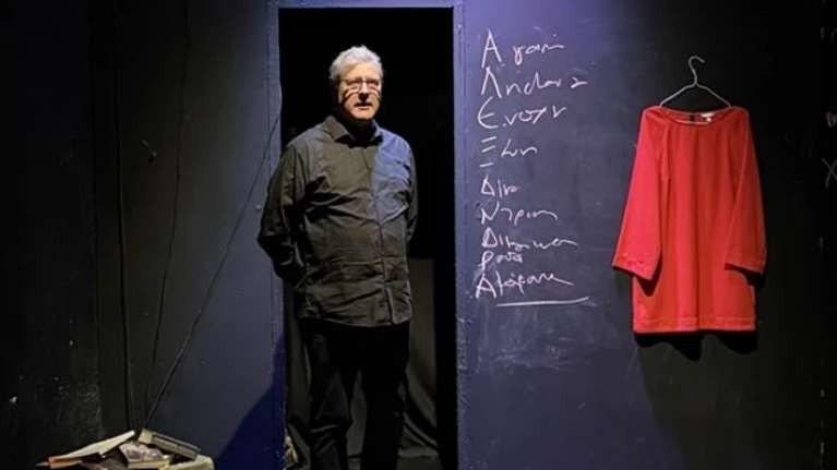 Η ιστορία που σόκαρε το πανελλήνιο αποκαλύπτεται στη σκηνή - Ο συνθέτης, το κρυφό παιδί και η θαμμένη κασέτα