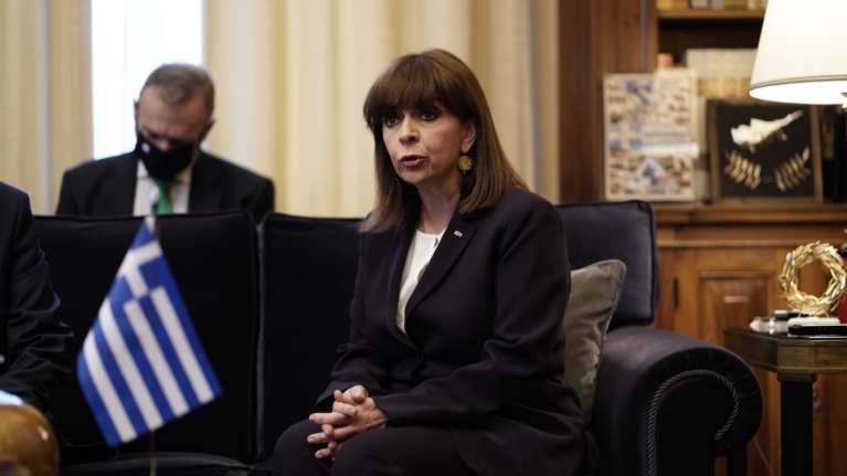 Σακελλαροπούλου για Ουκρανία: Ισως να εξελιχθεί στον μεγαλύτερο πόλεμο στην Ευρώπη μετά τον Β&#39; Παγκόσμιο