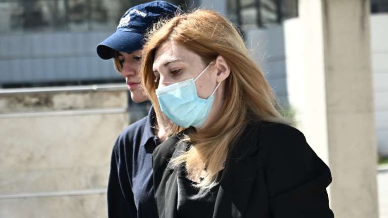 Ρούλα Πισπιρίγκου: Πώς αντέδρασε στο άκουσμα της καταδικαστικής απόφασης - Ξέσπασε σε κλάματα η μητέρα της
