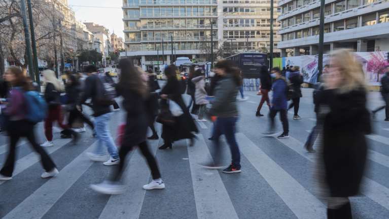Εβδομάδα πληρωμών συντάξεων και επιδομάτων - Αναλυτικά τα ποσά και οι δικαιούχοι