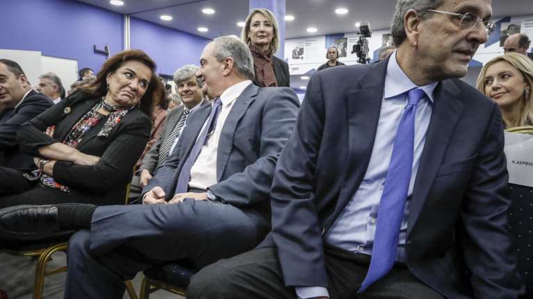 Καρφιά της Ντόρας Μπακογιάννη σε Σαμαρά και όχι μόνο: &quot;Θα είχαμε βγει 5 χρόνια νωρίτερα από το μνημόνιο, αν το ψηφίζαμε το 2010&quot;