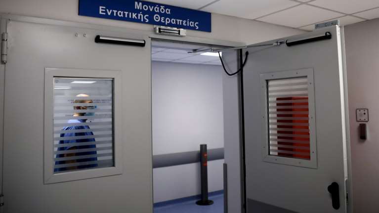 Προειδοποίηση Βασιλακόπουλου: Κάθε βδομάδα ένα παιδί μπαίνει σε ΜΕΘ – Έχουμε χάσει τρία Ελληνόπουλα