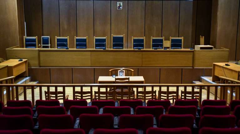 Δικαστικές Ενώσεις: Αντιδρούν στην πλήρη λειτουργία των δικαστηρίων εν μέσω πανδημίας