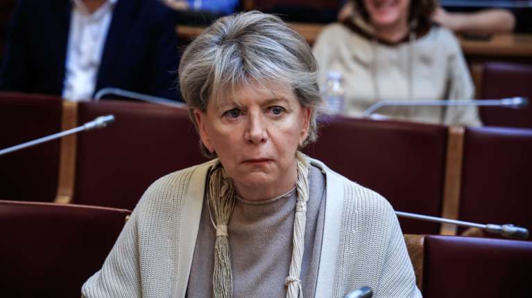 Aγωγή της Ακρίτα κατά του πρωθυπουργικού γραφείου: &quot;Ο Διαφωτισμός δεν περιλαμβάνει μόνο Βολταίρο...&quot;