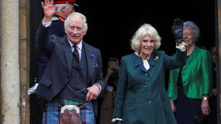 Καμίλα: Τι συμβαίνει με το &quot;κλεμμένο&quot; διαμάντι στο στέμμα της βασιλικής συζύγου - 105 καρατίων