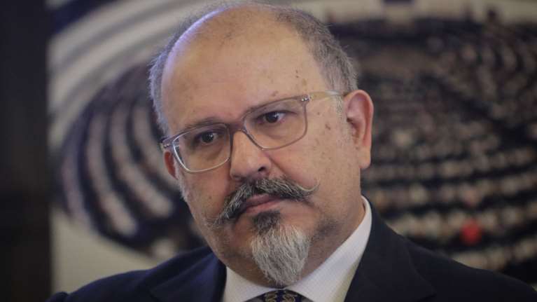 Απίστευτος Ξυδάκης: Τα συνθήματα &quot;μπάτσοι γουρούνια δολοφόνοι&quot; και &quot;αλήτες ρουφιάνοι δημοσιογράφοι&quot; έχουν βάση