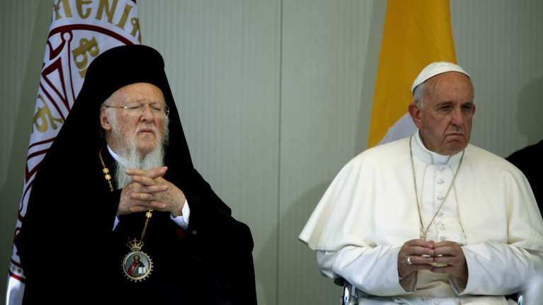 Τι ισχύει με τον κοινό εορτασμό του Πάσχα από Ορθόδοξους και Καθολικούς - Το άνοιγμα του Πατριάρχη στον Πάπα