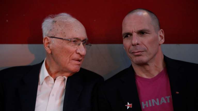 Πέθανε ο πατέρας του Γιάνη Βαρουφάκη, Γιώργος - Η πορεία του από τη Μακρόνησο, στη Χαλυβουργική &amp; στο Πανεπιστήμιο [εικόνες]