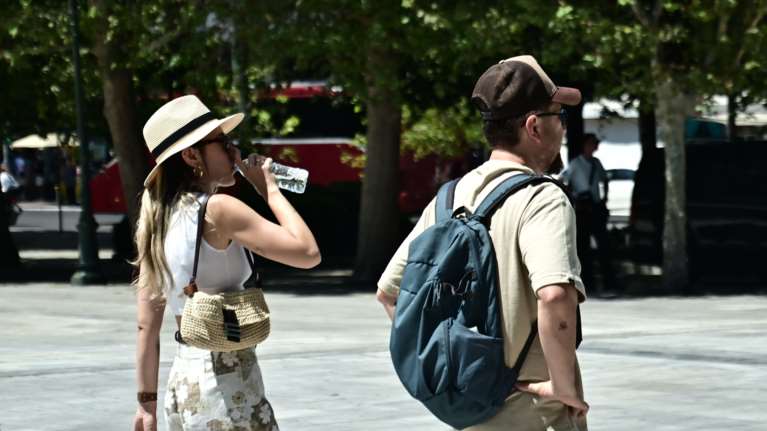 Meteo: Θερμική εισβολή ακόμη και τα βράδια - Η πιο δύσκολη μέρα για την Αττική - Πότε μπαίνει σε πορτοκαλί "κλοιό"