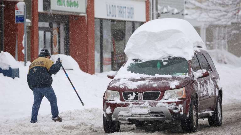 Νέα Υόρκη: Σε κατάσταση εκτάκτου ανάγκης- Επελαύνει η μεγαλύτερη χιονοθύελλα των τελευταίων ετών [Βίντεο]