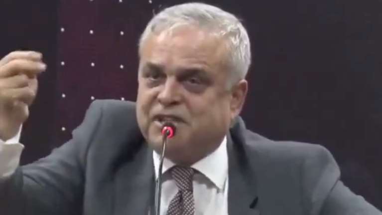 Τούρκος βουλευτής: "Εδώ έχουμε την ελληνική απειλή και ζητάτε αυξήσεις στις συντάξεις;" [βίντεο]