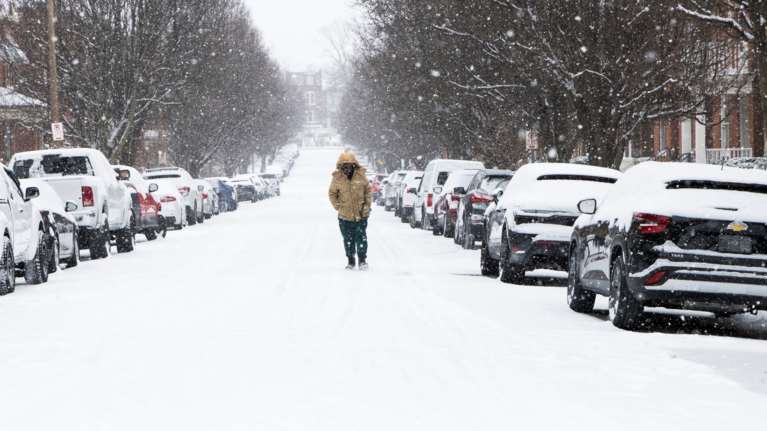 ΗΠΑ: Σε κατάσταση έκτακτης ανάγκης 12 πολιτείες από τον ιστορικό χιονιά - Στους -30 οι ανατολικές πολιτείες