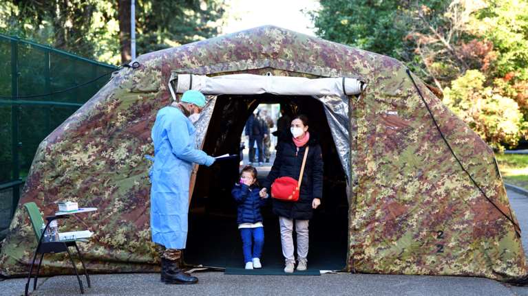 Ιταλία: 34.767 νέα κρούσματα και 692 θάνατοι το τελευταίο 24ωρο- Επιπλέον 2 δις για την στήριξη της οικονομίας