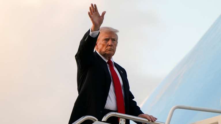 ΗΠΑ - Βενεζουέλα: Πιθανότητα συνομιλιών βλέπει ο Τραμπ λίγο πριν ανακηρύξουν τον Μαδούρο &quot;τρομοκράτη&quot;