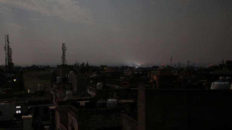 Ινδία: Νέα επίθεση του Πακιστάν στην πόλη Τζάμου του Κασμίρ - Ο πρώτος μεγάλος πόλεμος των drones στην Ιστορία