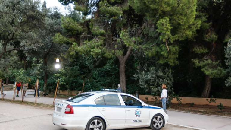Νέο σοκ στη Λιβαδειά: Δύο συλλήψεις μετά από καταγγελία ανήλικης για βιασμό