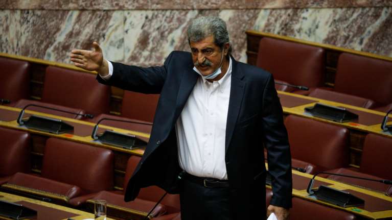 ΝΔ για Πολάκη: &quot;Έχει κάνει σημαία τα πόθεν έσχες άλλων, όταν ο ίδιος είχε σημαντικές παραλείψεις κατά παράβαση του νόμου&quot;