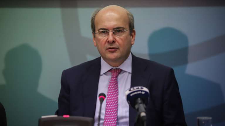 Χατζιδάκης: Ξεκινούν οι ιδιωτικοποιήσεις ΔΕΔΔΗΕ και ΛΑΡΚΟ μέσα στο Νοέμβριο