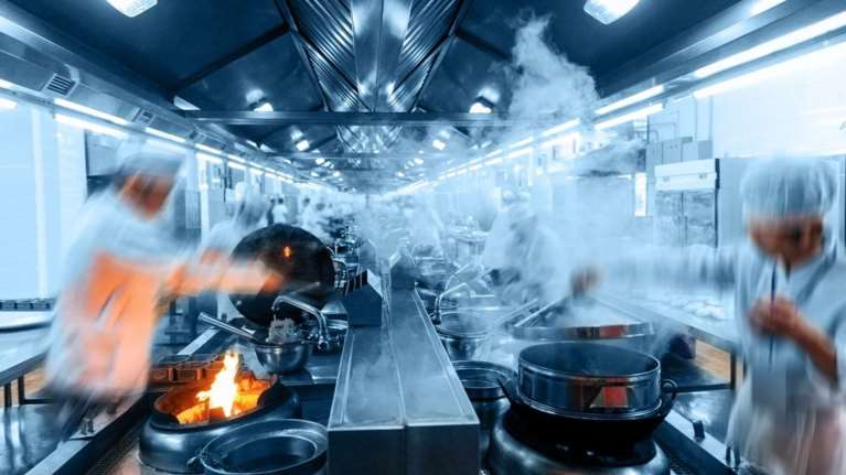 Tasty Awards x Esquire: Ποια είναι τα αγαπημένα σου νέα εστιατόρια στην Αθήνα;