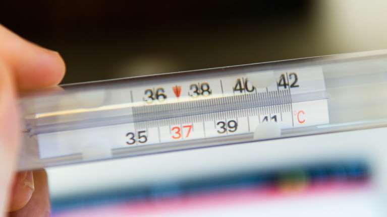 Θεσσαλονίκη: 23 θερμόμετρα με υδράργυρο αγόρασε η 50χρονη - &quot;Είπε ότι θα τα πήγαινε σε ΚΑΠΗ&quot; λέει ο φαρμακοποιός