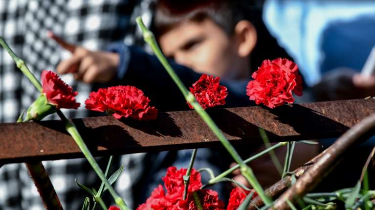Τα μέτρα για το Πολυτεχνείο: Ποιοι δρόμοι και σταθμοί μετρό κλείνουν - Οι αλλαγές στα δρομολόγια των ΜΜΜ